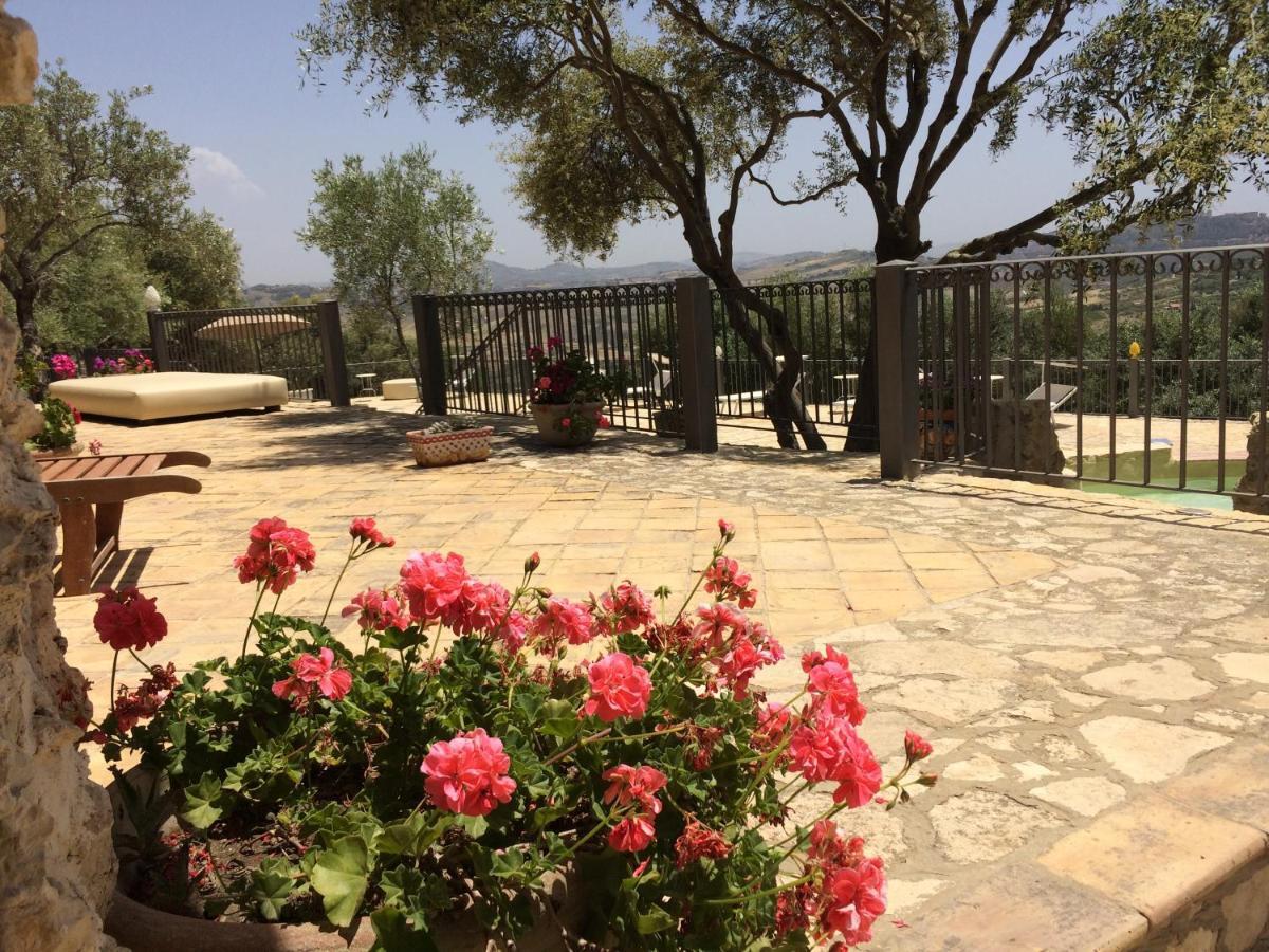 Willa Agriturismo Roba Degli Ulivi Agrigento Zewnętrze zdjęcie